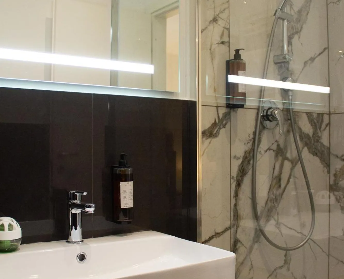 Michelangelo Vatican Guest House Рим
