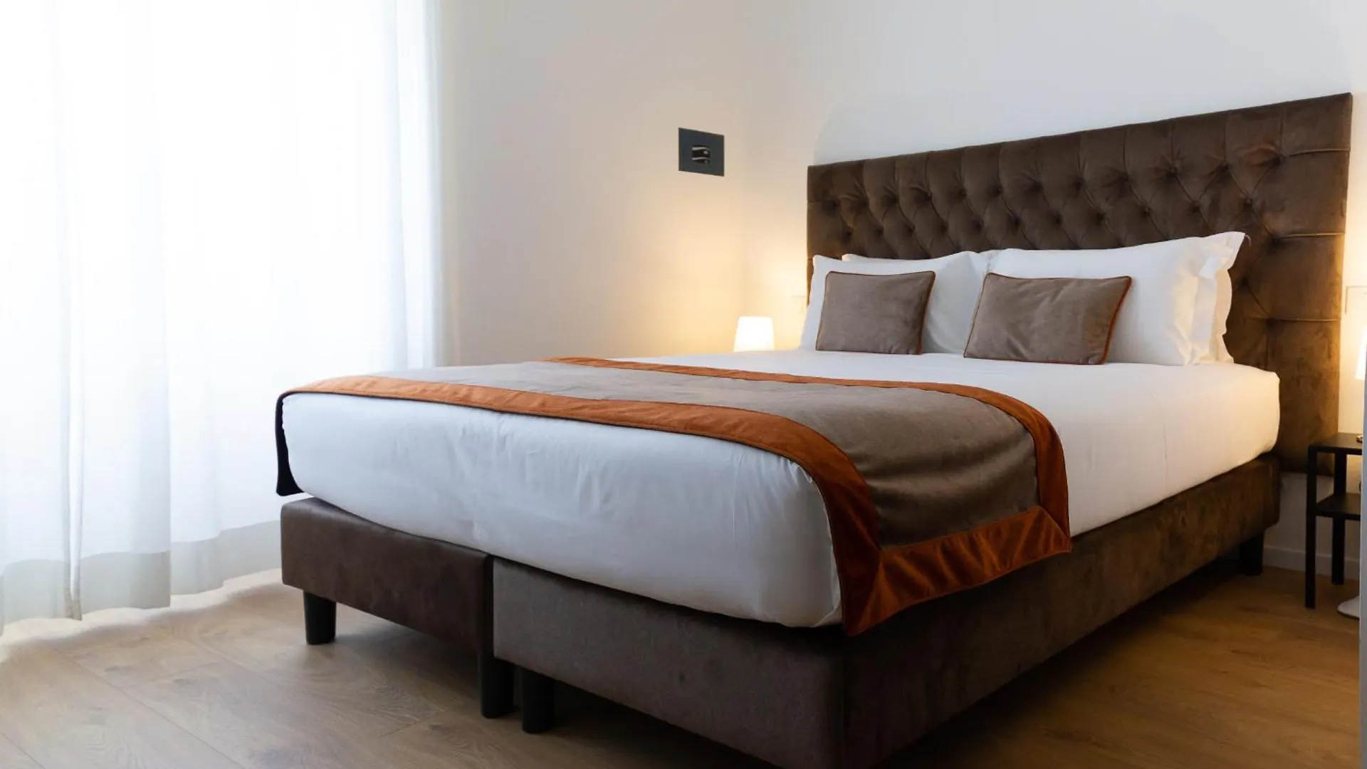 Michelangelo Vatican Guest House Рим